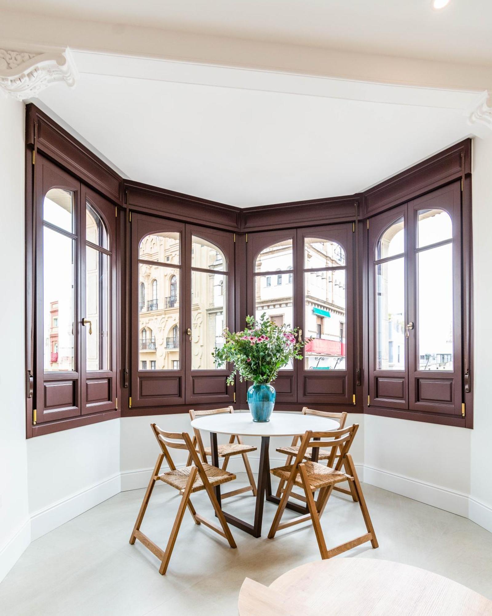 Betis Suites-La Campana Seville Exterior photo